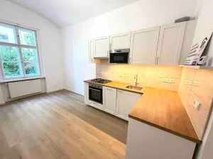 Prodej bytu 3+kk, Praha - Bubeneč, Jana Zajíce, 63 m2