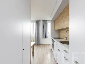 Pronájem bytu 1+kk, Praha - Záběhlice, Topolová, 31 m2