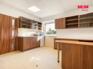 Prodej obchodního prostoru, Lázně Bohdaneč, Škroupova, 107 m2