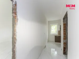 Pronájem bytu 2+kk, Velim, třída Krále Jiřího, 38 m2