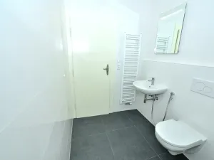Pronájem bytu 3+kk, Praha - Kobylisy, Na Stírce, 82 m2