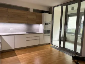 Pronájem bytu 2+kk, Praha - Libeň, Vojenova, 68 m2