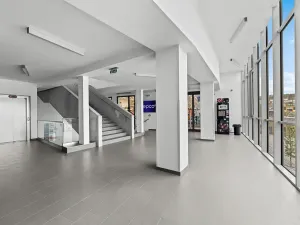 Pronájem obchodního prostoru, Praha - Hloubětín, Poděbradská, 54 m2