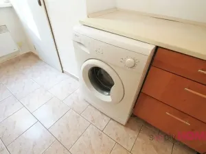 Pronájem bytu 1+1, Praha - Žižkov, Blahníkova, 40 m2
