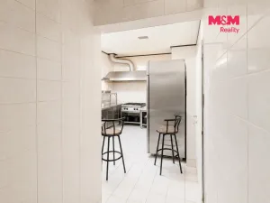 Pronájem restaurace, Praha - Vinohrady, Slovenská, 105 m2