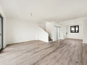 Prodej bytu 4+kk, Odolena Voda, Školní, 100 m2