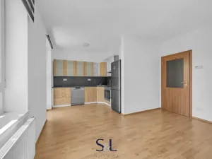 Pronájem bytu 2+kk, Liberec, Zelené údolí, 38 m2