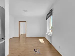 Pronájem bytu 2+kk, Liberec, Zelené údolí, 38 m2