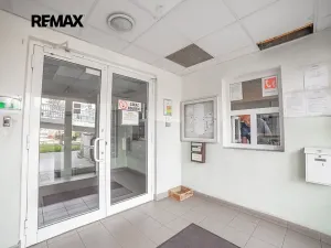 Prodej bytu 1+kk, Praha - Háje, Bajkonurská, 27 m2