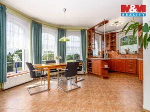 Prodej rodinného domu, Přerov nad Labem, 236 m2
