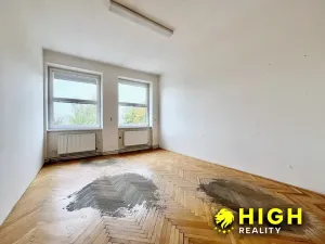 Pronájem kanceláře, Dýšina, 490 m2