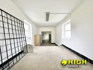 Pronájem kanceláře, Dýšina, 490 m2