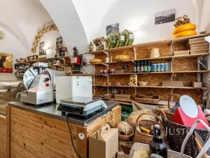 Pronájem obchodního prostoru, Uherské Hradiště, Masarykovo náměstí, 41 m2