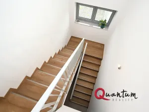 Pronájem bytu 2+1, Praha - Holyně, Za Knotkem, 89 m2