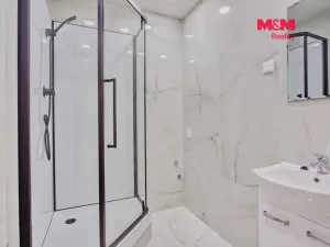 Prodej bytu 2+1, Chomutov, Holešická, 62 m2
