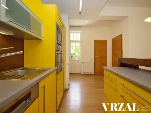 Pronájem bytu 3+kk, Plzeň, Družstevní, 79 m2