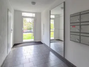 Prodej bytu 2+kk, Praha - Lhotka, Novodvorská, 41 m2