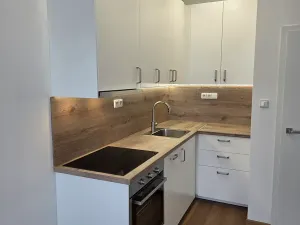 Pronájem bytu 2+kk, Praha - Vinohrady, Nad olšinami, 47 m2