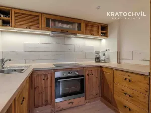 Pronájem bytu 1+kk, Praha - Bubeneč, Korunovační, 32 m2
