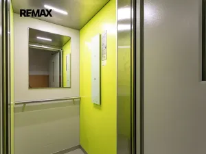 Pronájem bytu 1+1, Praha - Kobylisy, Jelínkova, 33 m2