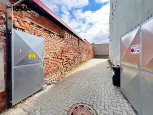 Prodej činžovního domu, Praha - Ďáblice, Kokořínská, 2120 m2