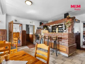 Prodej restaurace, Lomnice nad Popelkou, Poděbradova, 600 m2