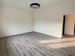Pronájem rodinného domu, Horoměřice, Švejkova, 180 m2