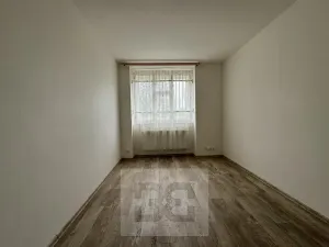 Pronájem bytu 1+kk, Praha - Smíchov, 30 m2