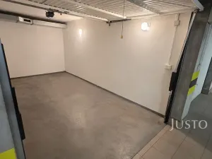 Pronájem garáže, Písek, Gregorova, 16 m2