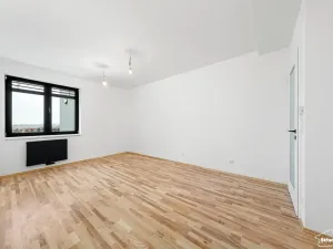 Prodej bytu 3+kk, Praha - Dolní Chabry, Kobyliská, 54 m2