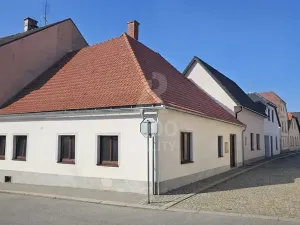 Prodej atypického bytu, Kamenice nad Lipou, Dobšova, 87 m2