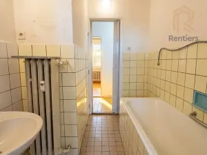 Prodej bytu 3+1, Kladno, nám. Edvarda Beneše, 52 m2