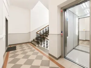 Prodej bytu 5+kk, Praha - Vinohrady, náměstí Jiřího z Poděbrad, 117 m2