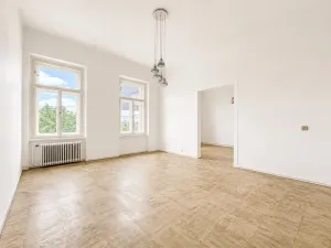 Prodej bytu 5+kk, Praha - Vinohrady, náměstí Jiřího z Poděbrad, 117 m2