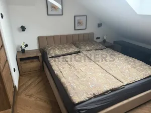 Pronájem bytu 2+kk, Hradec Králové, Eliščino nábřeží, 35 m2