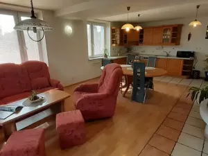 Prodej rodinného domu, Kotenčice, 342 m2