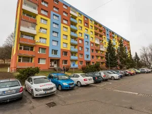 Pronájem bytu 1+1, Bílina, Sídliště Za Chlumem, 35 m2