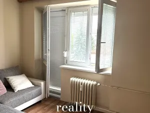 Pronájem bytu 1+1, Pardubice, Josefa Ressla, 43 m2