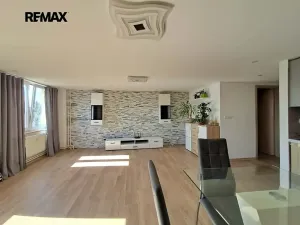 Pronájem bytu 4+kk, Praha - Modřany, Plovdivská, 82 m2