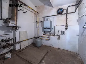 Pronájem obchodního prostoru, Mnichovice, Pražská, 495 m2