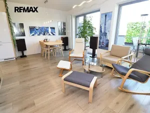 Prodej bytu 4+kk, Pardubice, Husova, 93 m2
