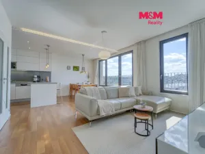 Prodej bytu 3+kk, Praha - Vysočany, Sousedíkova, 72 m2