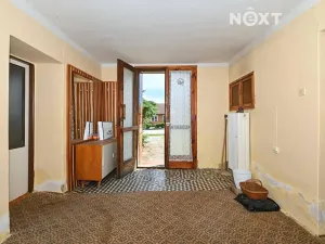 Prodej rodinného domu, Drnholec, nám. Svobody, 210 m2