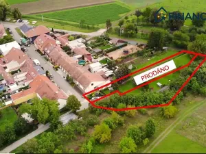 Prodej pozemku pro bydlení, Hrušky, 1108 m2