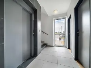 Pronájem bytu 2+kk, Plzeň, Srncová, 58 m2