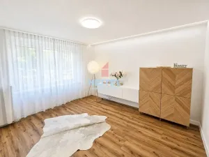 Pronájem bytu 2+kk, Ostrava, Gerasimovova, 52 m2