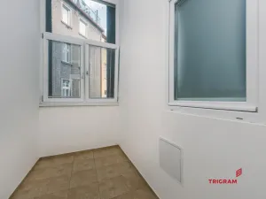 Pronájem bytu 2+1, Hradec Králové, Eliščino nábřeží, 80 m2