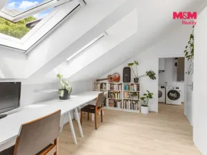 Prodej bytu 4+kk, Křížkový Újezdec - Čenětice, 158 m2