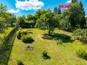 Prodej zahrady, Bochov, 878 m2