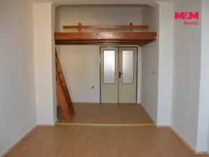 Pronájem bytu 2+1, Teplice, 28. října, 67 m2